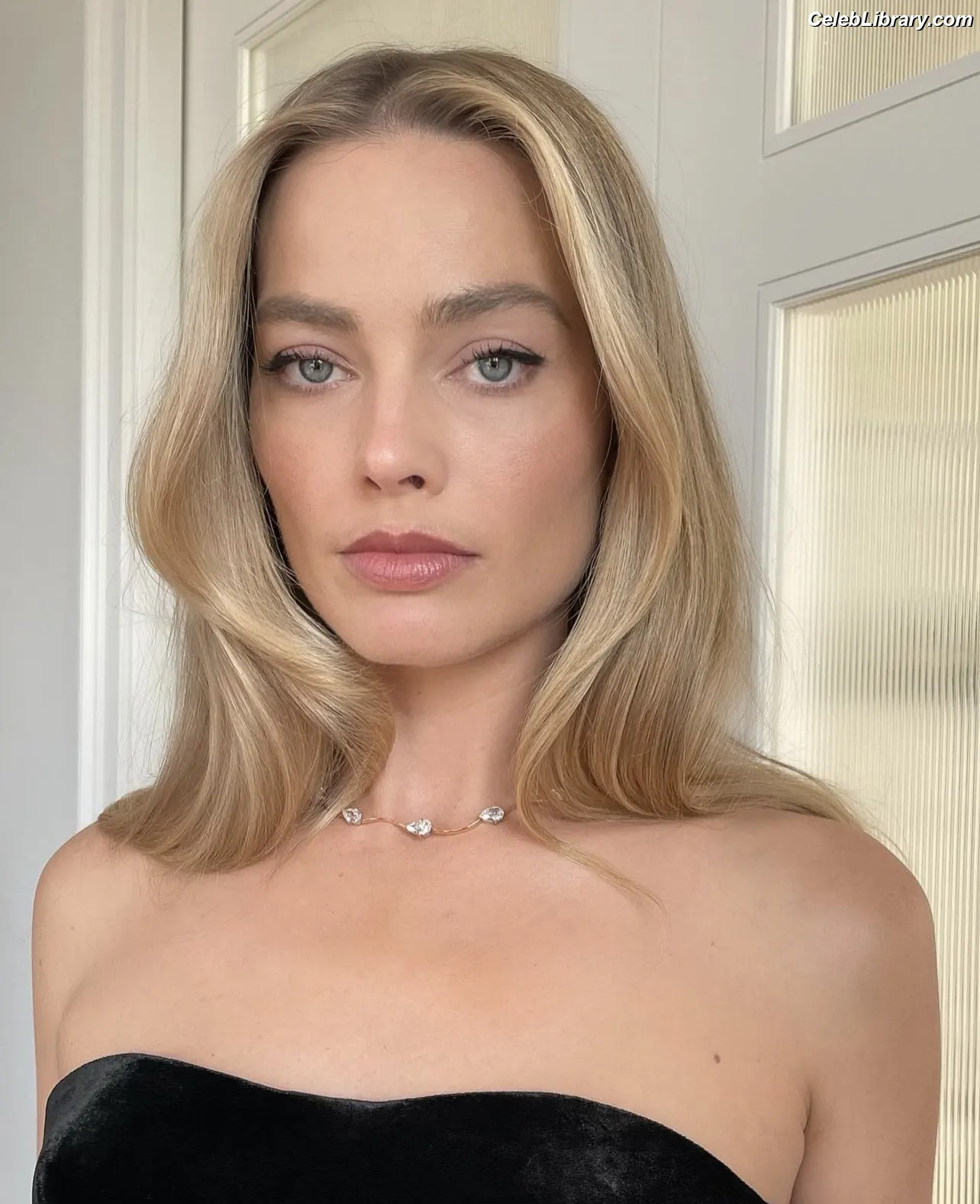 Margot Robbie photo 20 of 2577