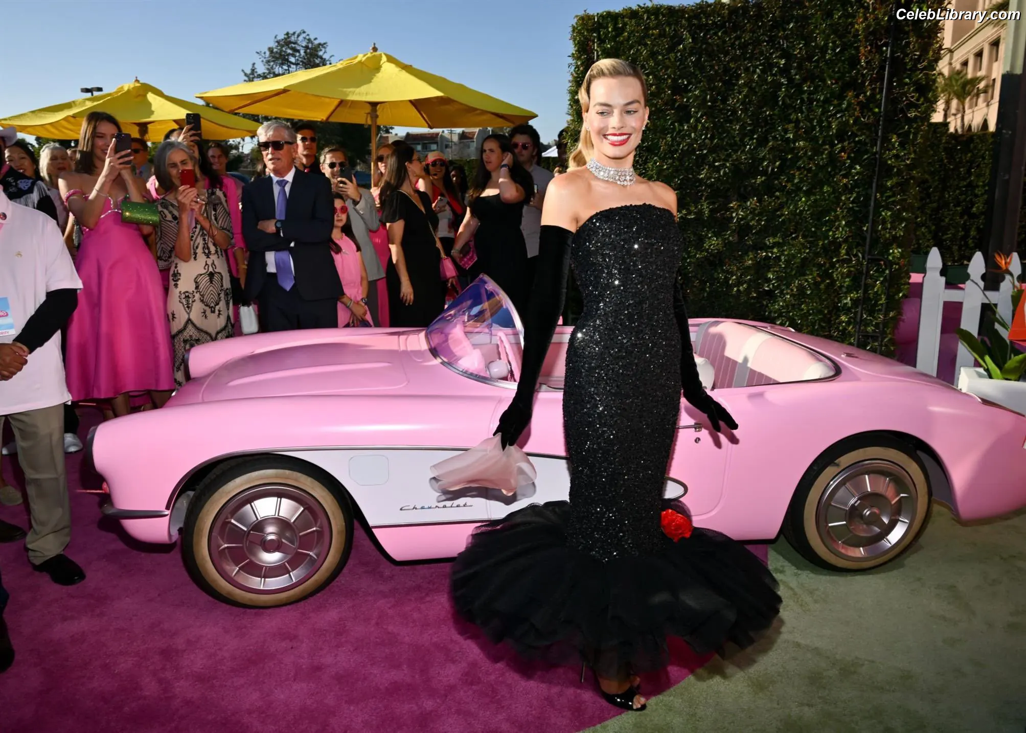 Margot Robbie photo 16 of 2577