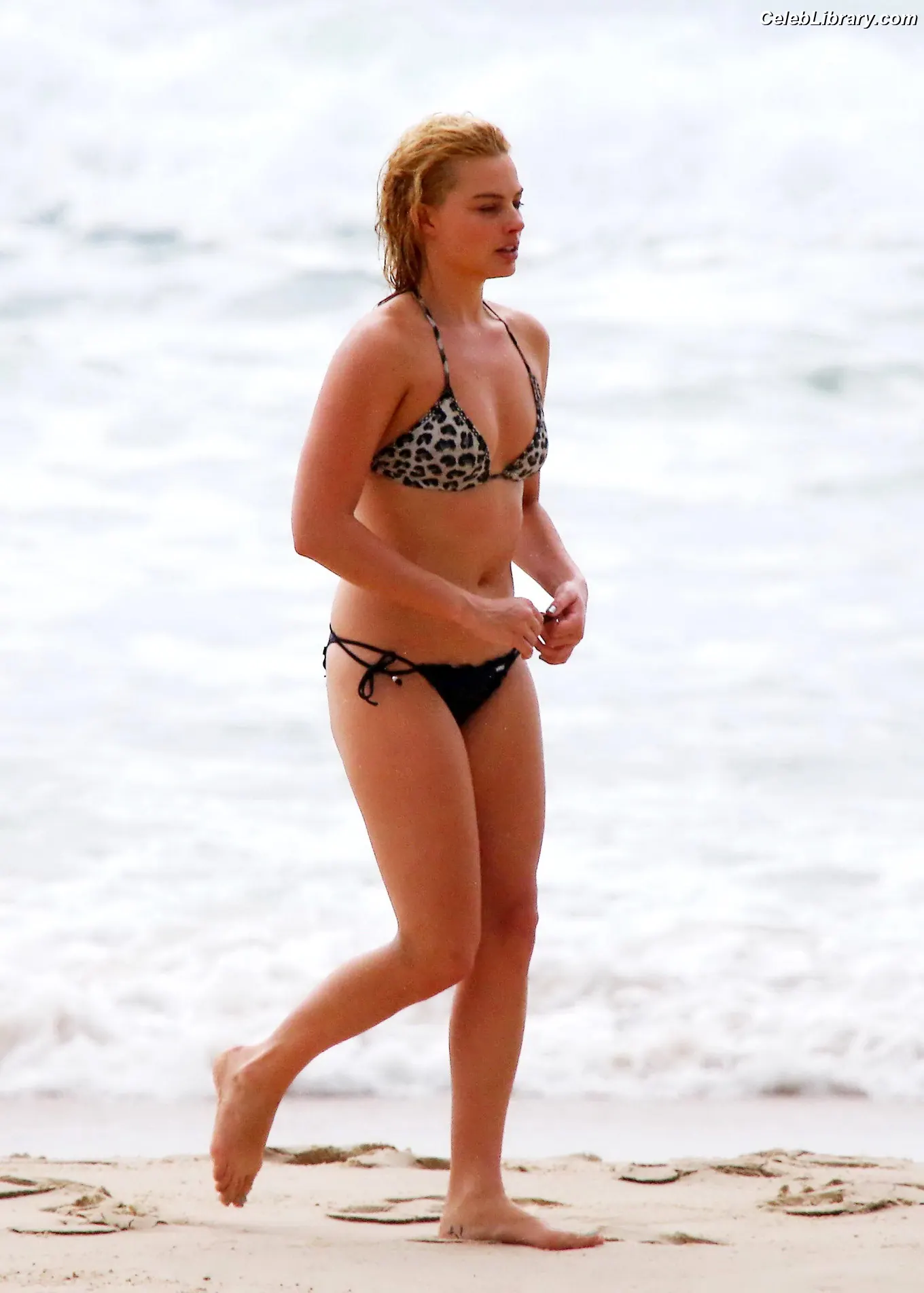 Margot Robbie photo 4 of 2577