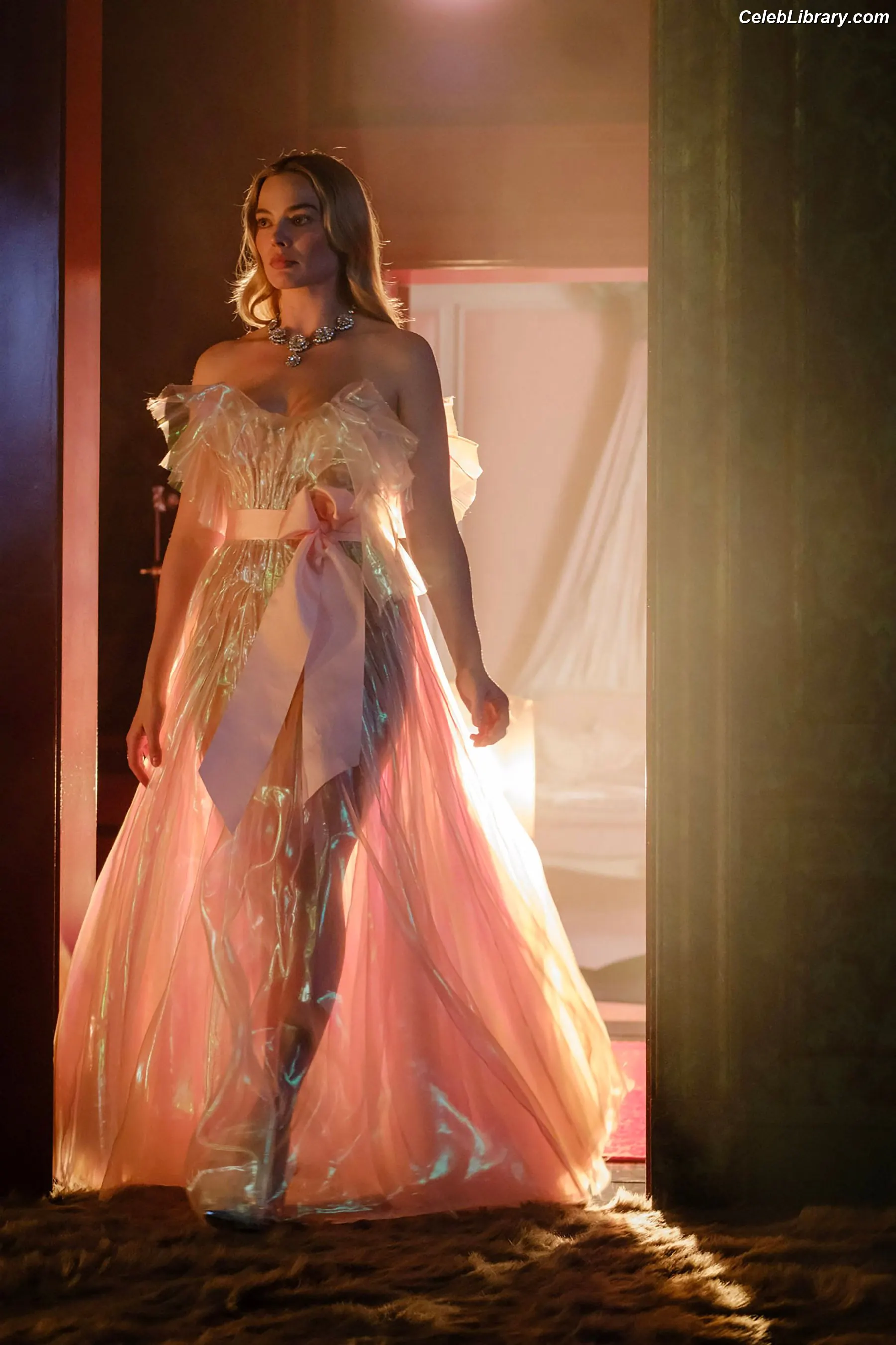 Margot Robbie photo 16 of 2577