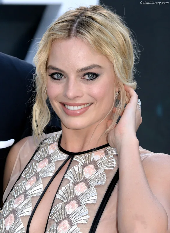 Margot Robbie photo 6 of 2576