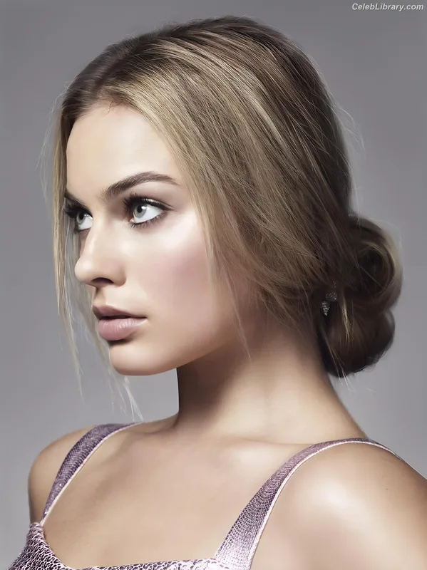 Margot Robbie photo 3 of 2576