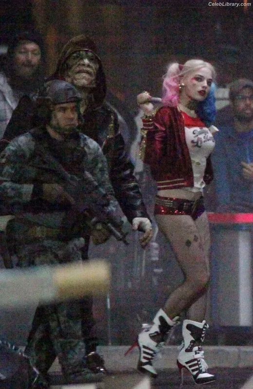Margot Robbie photo 21 of 2576