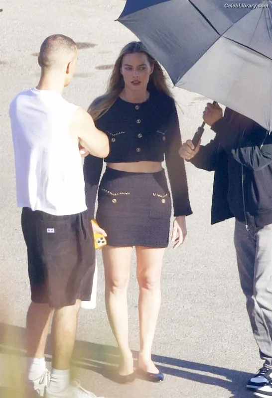 Margot Robbie photo 14 of 2576