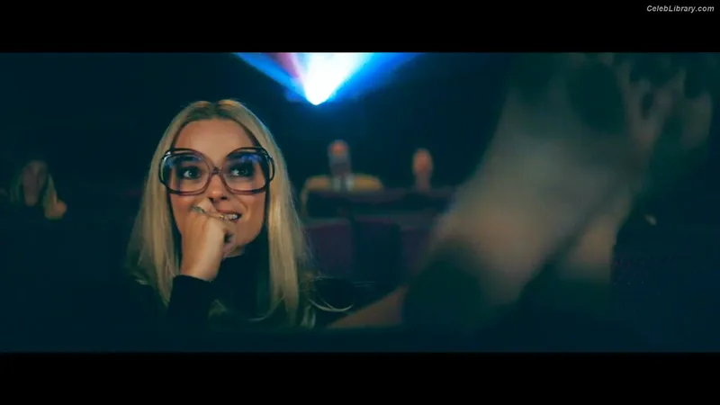 Margot Robbie photo 24 of 2576