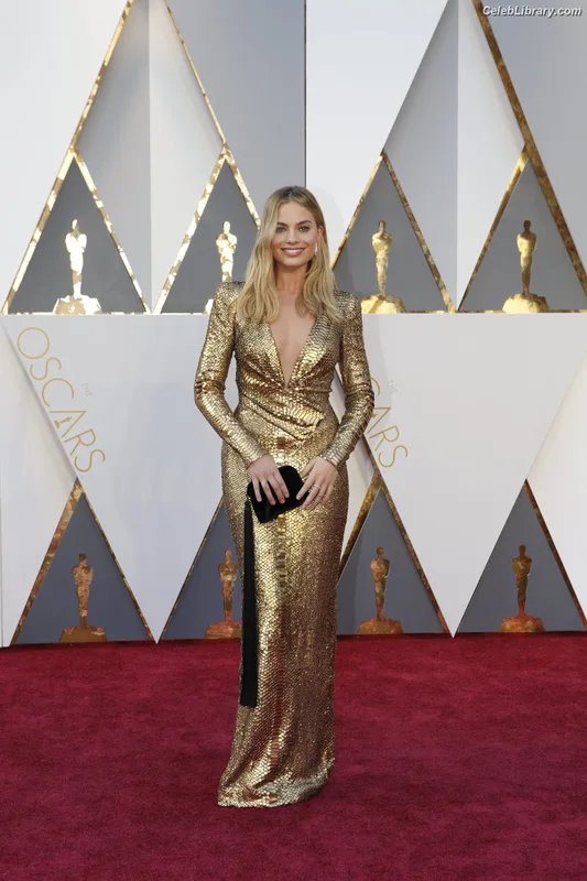 Margot Robbie photo 4 of 2576