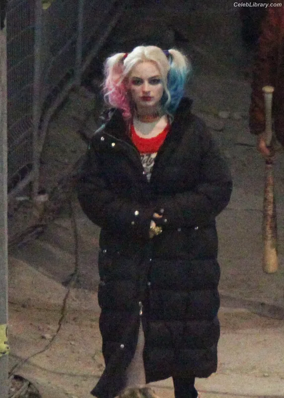 Margot Robbie photo 4 of 2576