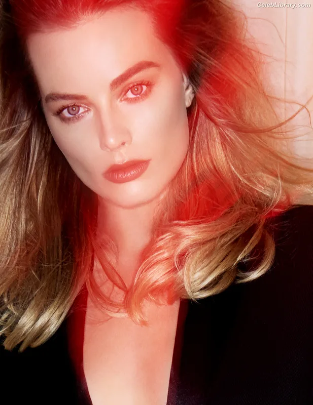 Margot Robbie photo 12 of 2576