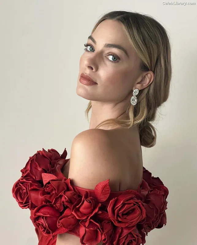 Margot Robbie photo 20 of 2576
