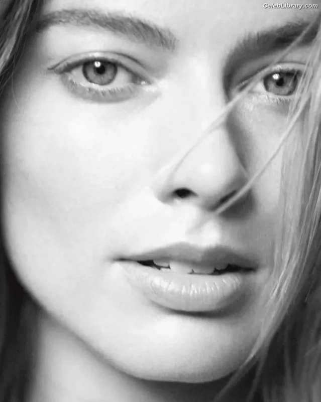 Margot Robbie photo 8 of 2576