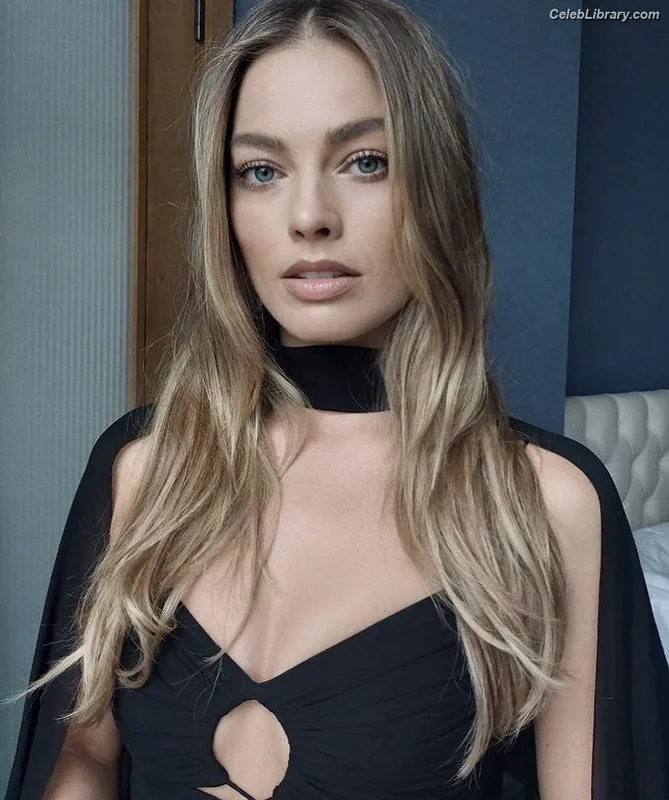 Margot Robbie photo 6 of 2576