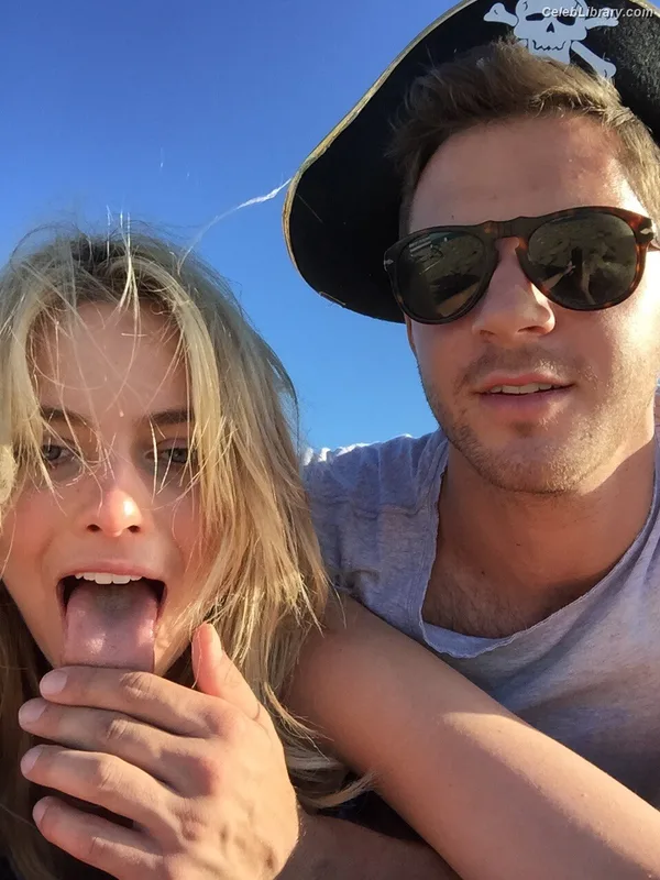 Margot Robbie photo 13 of 2576