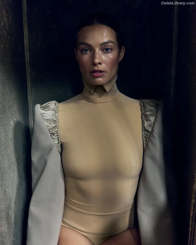 Margot Robbie photo 23 of 2576