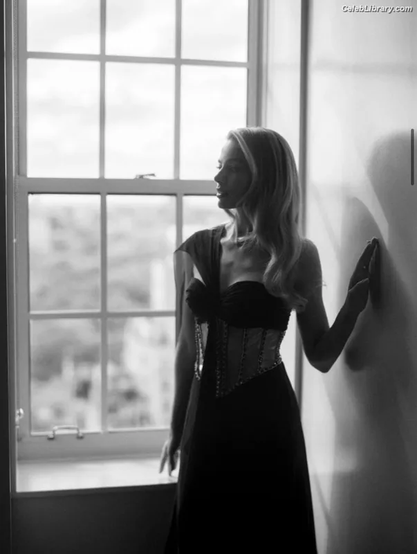 Margot Robbie photo 14 of 2576