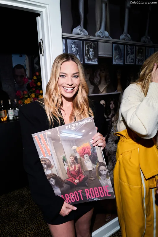 Margot Robbie photo 13 of 2576