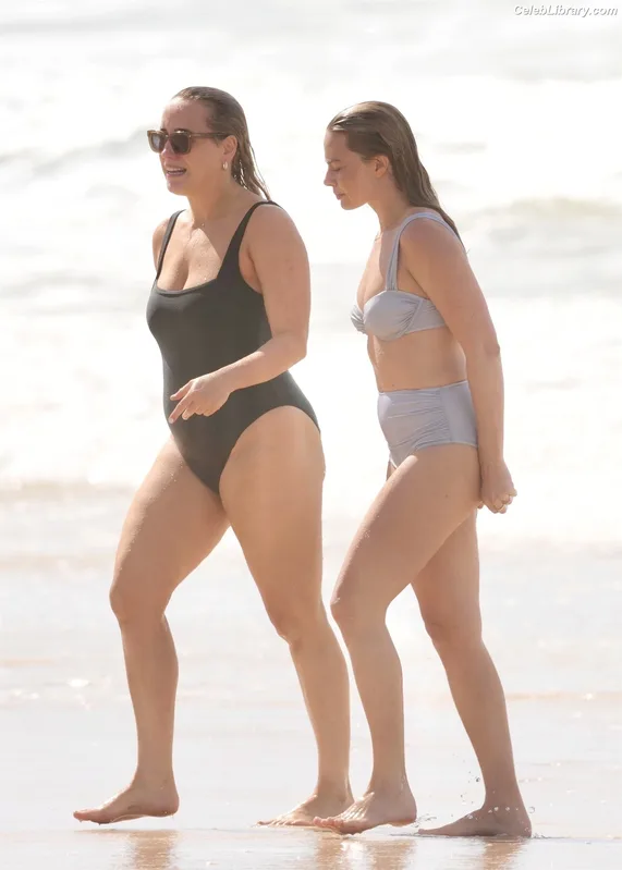 Margot Robbie photo 16 of 2576