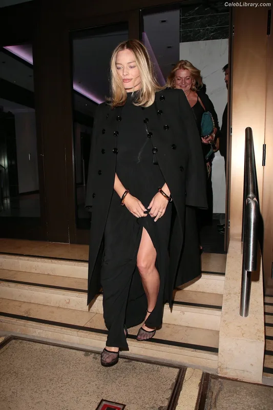 Margot Robbie photo 13 of 2576