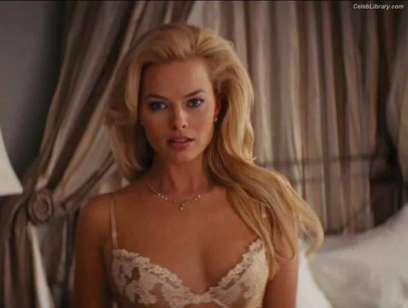 Margot Robbie photo 7 of 2576