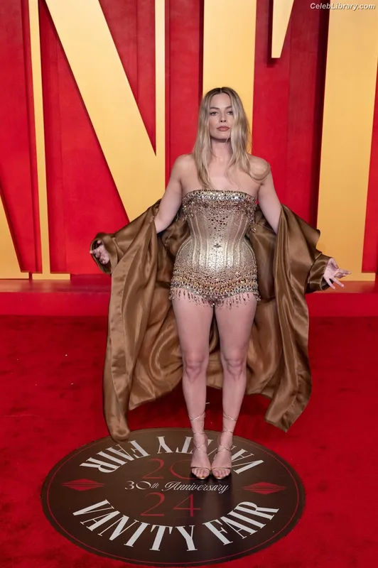 Margot Robbie photo 6 of 2576