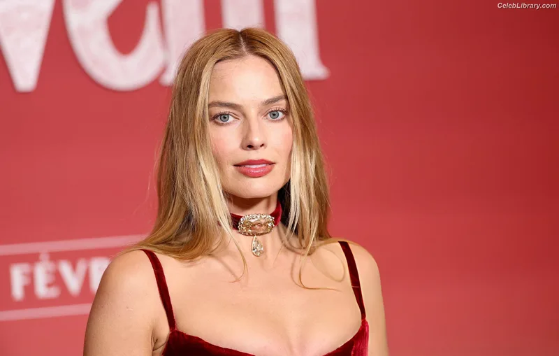 Margot Robbie photo 22 of 2576