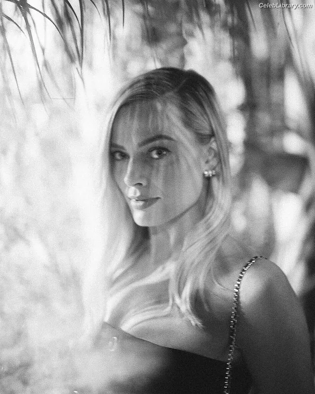 Margot Robbie photo 19 of 2576
