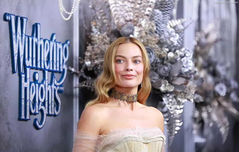Margot Robbie photo 21 of 2576