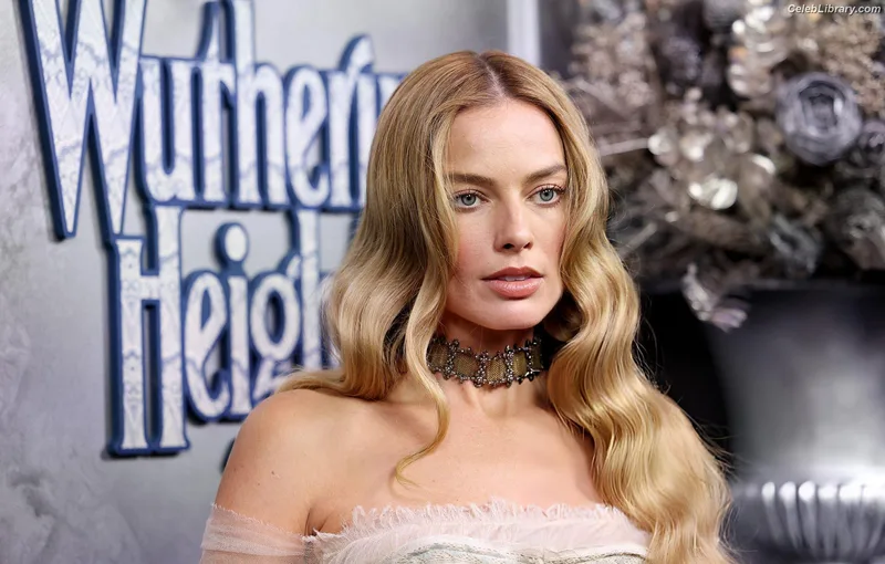Margot Robbie photo 4 of 2576
