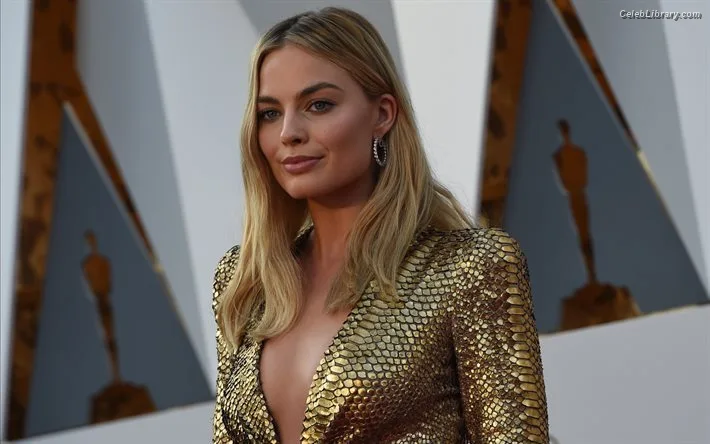 Margot Robbie photo 21 of 2576