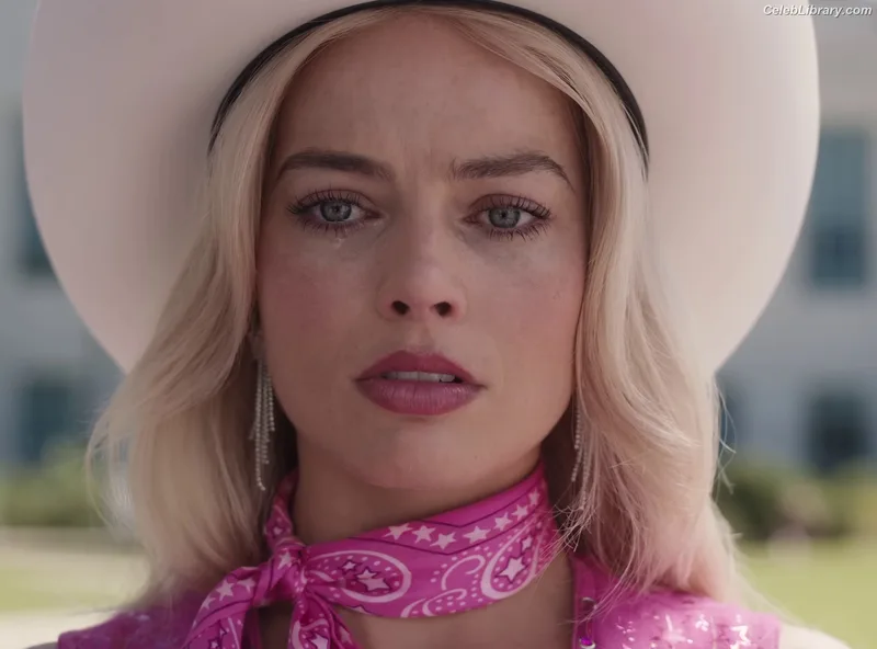 Margot Robbie photo 4 of 2576