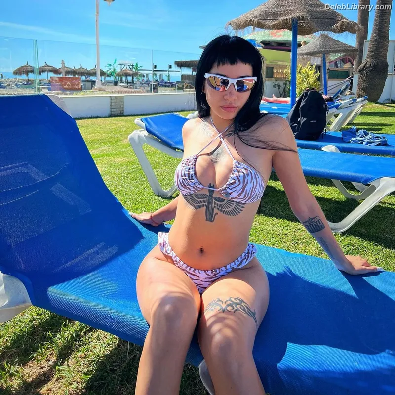Maria Becerra photo 2 of 195