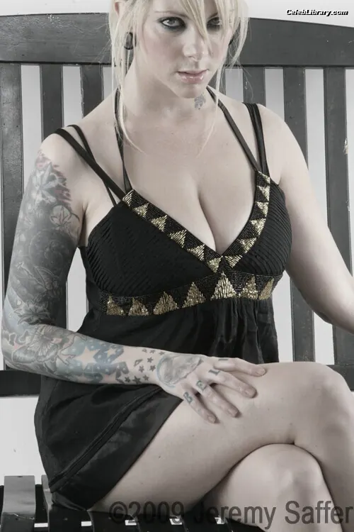 Maria Brink photo 14 of 47