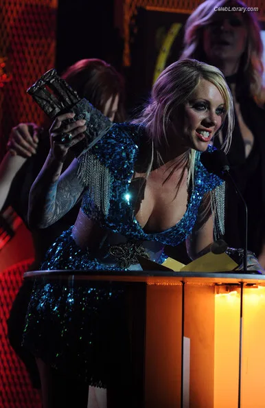 Maria Brink photo 15 of 48