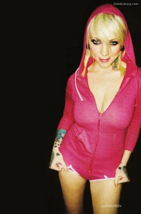 Maria Brink photo 22 of 48