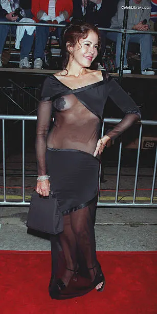 Maria Conchita Alonso photo 24 of 75