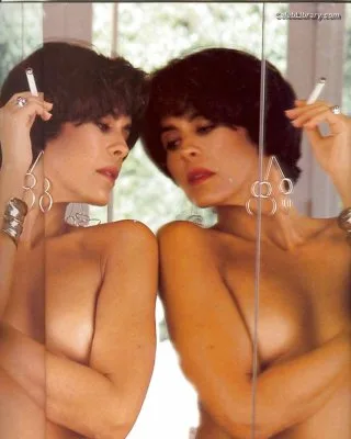 Maria Conchita Alonso photo 14 of 76