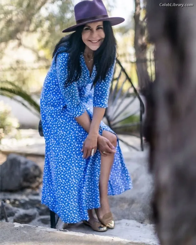 Maria Conchita Alonso photo 16 of 76