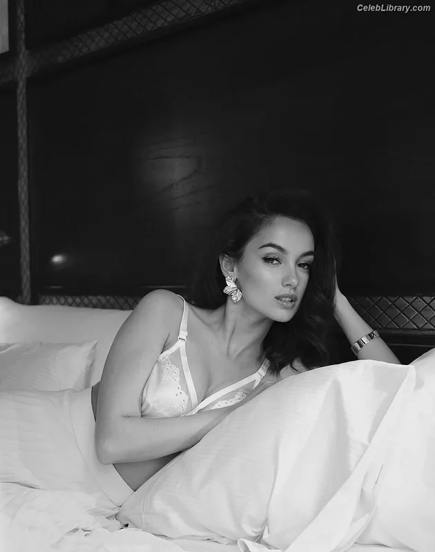 María de Nati photo 19 of 64