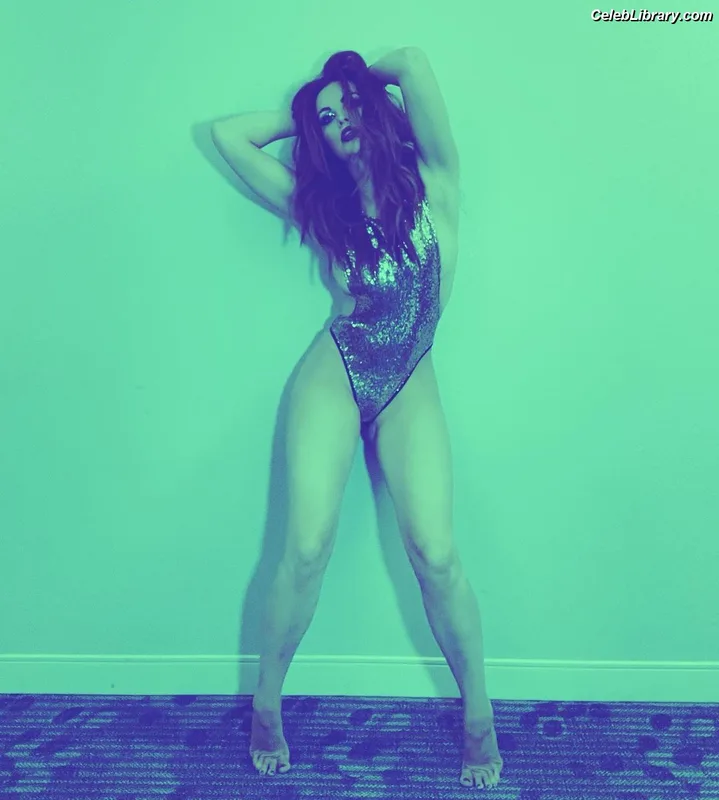 Maria Kanellis photo 11 of 669