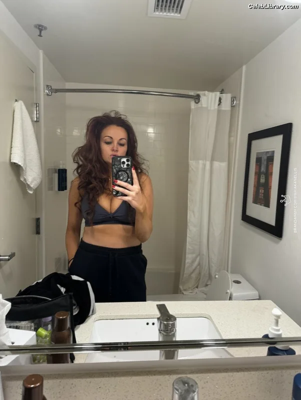 Maria Kanellis photo 14 of 669