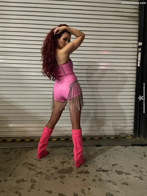 Maria Kanellis photo 7 of 669