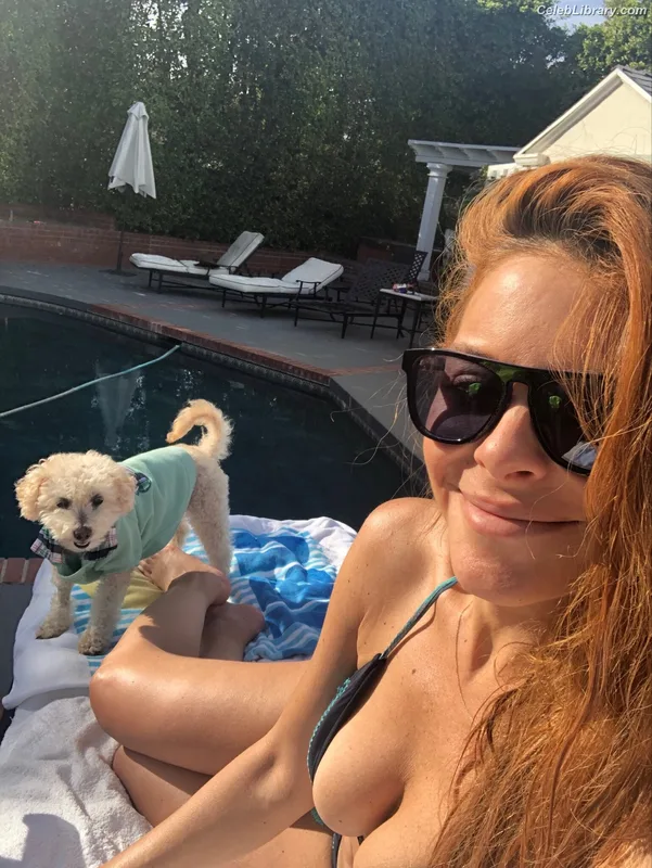 Maria Menounos photo 24 of 320