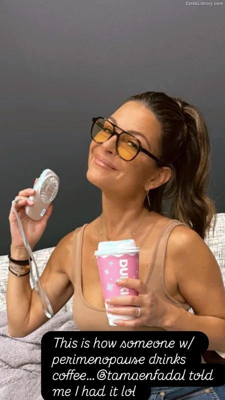 Maria Menounos photo 6 of 320