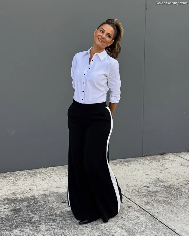 Maria Menounos photo 19 of 320