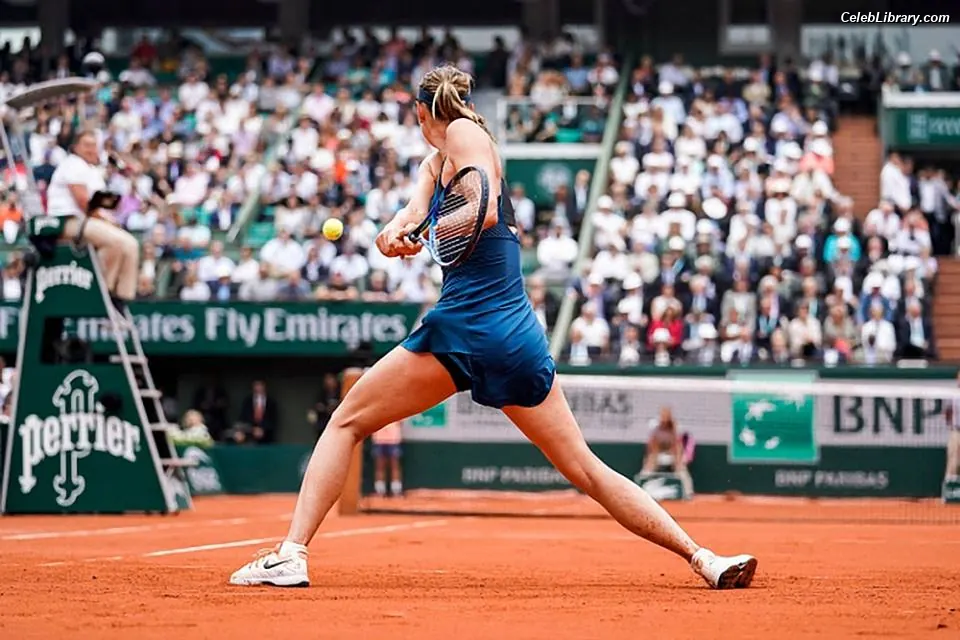 Maria Sharapova photo 3 of 374