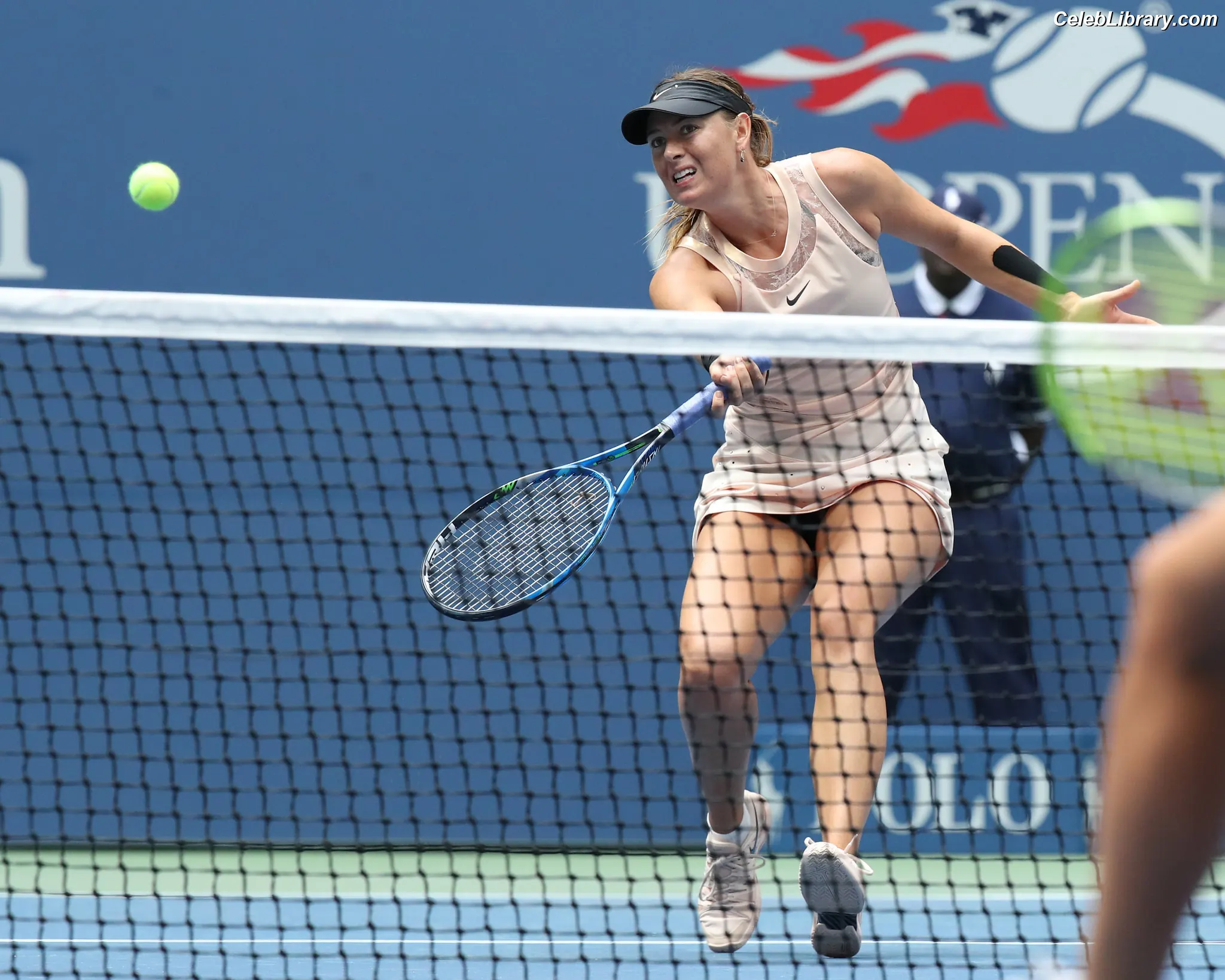 Maria Sharapova photo 7 of 374