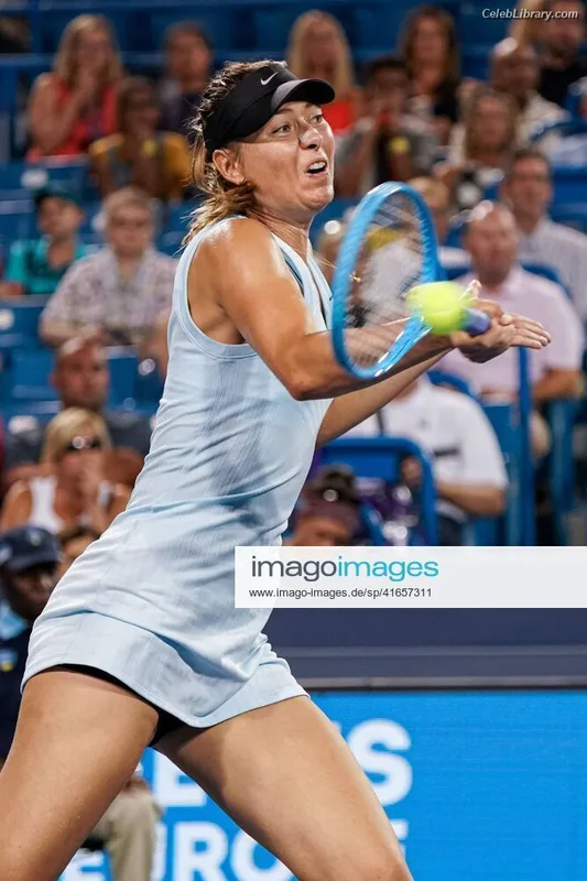 Maria Sharapova photo 2 of 374