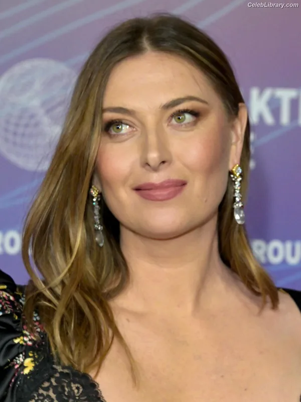 Maria Sharapova photo 2 of 374