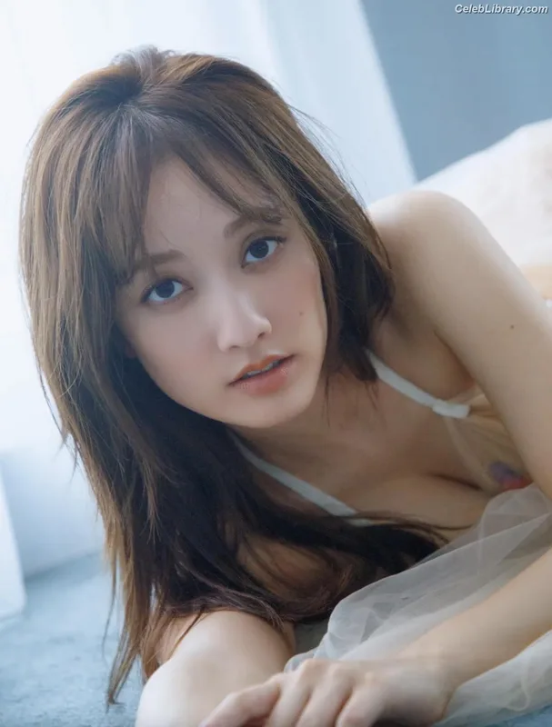 Maria Tani photo 20 of 54