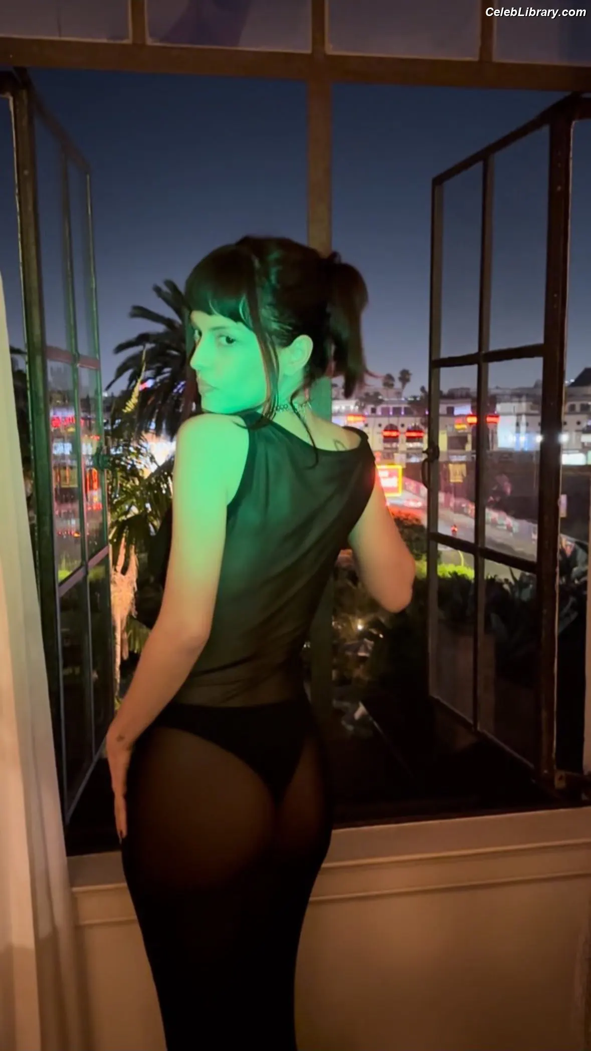 Maria Zardoya photo 8 of 346