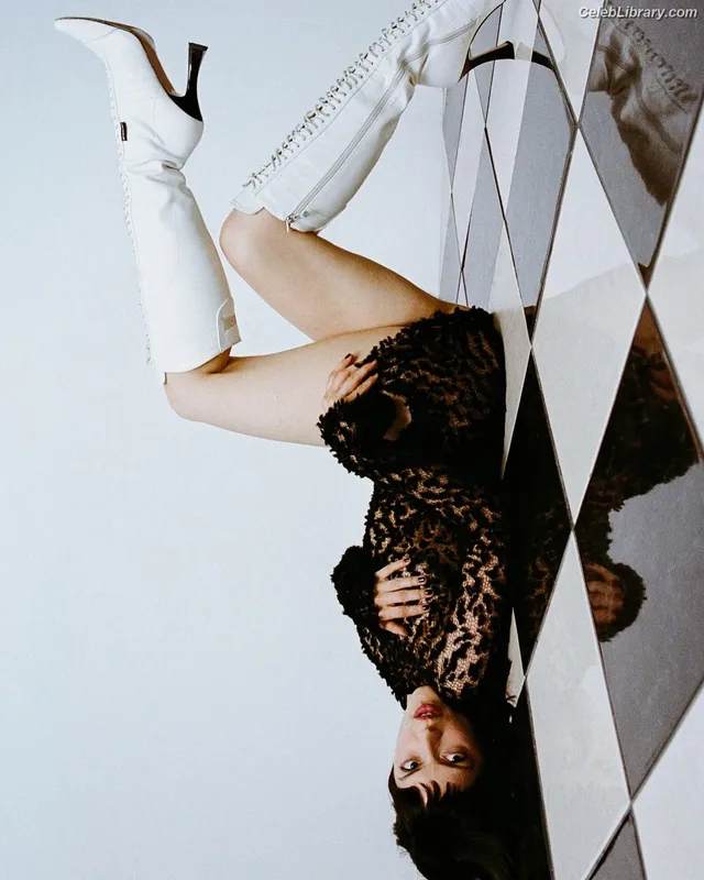 Maria Zardoya photo 4 of 347